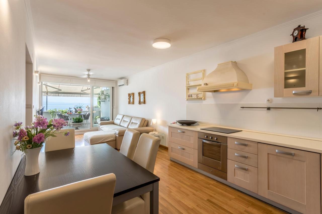 Velebis Superior Apartment - Luxurious One-Room Apartment With Jacuzzi - Prestigious Location By The Sea In The New City Center Of Znjan - Panoramic View Of The Sea And Islands - Free Garage Parking - Buralux Properties Σπλιτ Εξωτερικό φωτογραφία